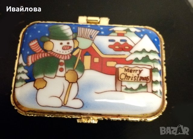 Порцеланова малка бижутерна кутийка с Коледни мотиви, снимка 6 - Коледни подаръци - 27214034