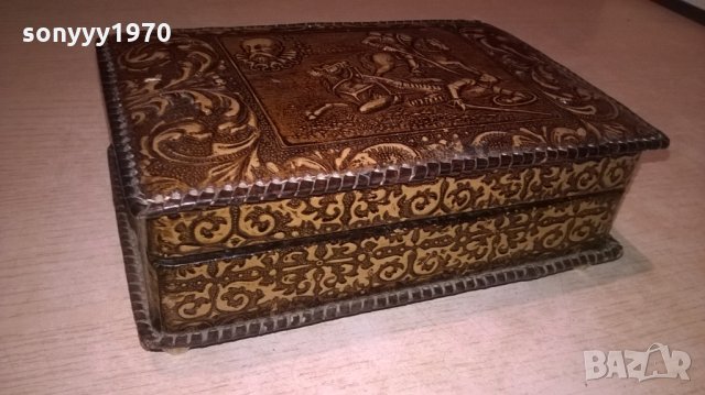 музикална кутия-19х13х7см-дърво и кожа-внос франция, снимка 6 - Колекции - 27161420