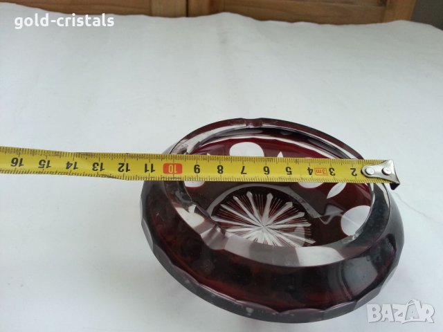 Пепелник цветен червен кристал , снимка 2 - Антикварни и старинни предмети - 33126513