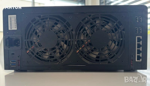 Synology DS1813+ NAS мрежов сроридж, снимка 5 - Мрежови адаптери - 52621583