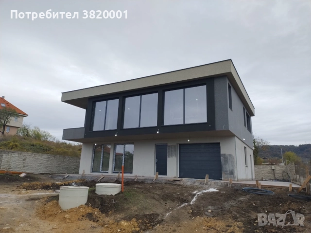 БЕЗ КОМИСИОНА двуетажна къща в кв. Изгрев в самостоятелен парцел , снимка 2 - Къщи - 50626949