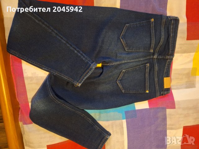 Дамски дънки Reserved, снимка 2 - Дънки - 43730259