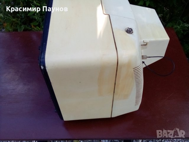 Ретро портативен телевизор ,,Gold Star " mod.VR -350 . Работещ ., снимка 2 - Телевизори - 37994526