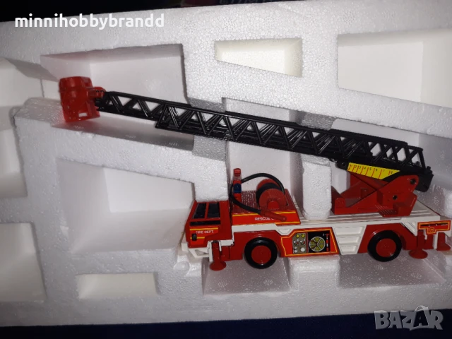 Пожарна  Fire  Engine Camion Pompier Пожарна Стълба Пожарен Кран Joal Compact Made In Spain 1.50 , снимка 14 - Колекции - 51008373