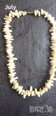 Колие от естествен бял корал, снимка 2 - Колиета, медальони, синджири - 38030154