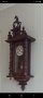 Стар стенен механичен часовник дърворезба , снимка 1 - Антикварни и старинни предмети - 37876537