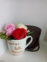Комплект за подаряване с чаша ,сапунени рози и кутия с книга с цифра от рози, снимка 3