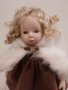 Порцеланова кукла , снимка 1 - Други ценни предмети - 43389094