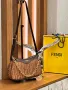 Fendi дамски чанти различни цветове , снимка 11