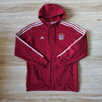 Оригинално мъжко горнище Adidas x F.C. Bayern Munchen, снимка 1 - Спортни дрехи, екипи - 44855905