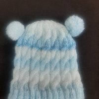 Ръчно плетена бебешка шапка-отлично състояние, снимка 1 - Бебешки шапки - 38766753