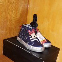 Детски спортни обувки Minnie Mouse , снимка 2 - Детски обувки - 28176164