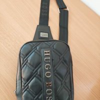 Мъжка чанта Hugo Boss код SG104 , снимка 1 - Чанти - 38762489