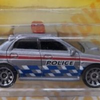 Метална количка Matchbox Subaru Impreza Police в мащаб 1:64, снимка 1 - Колекции - 39081761