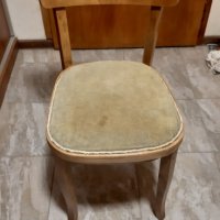 Продавам стар реновиран стол, снимка 1 - Столове - 44138773
