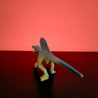 Колекционерска фигурка Schleich Dinosaurs Spinosaurus McDonalds 2020, снимка 6 - Колекции - 37970027