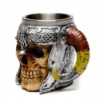 Код 91065 Забавна чаша във формата на шлем с рога и декорация - череп, изработена от метал, снимка 4 - Чаши - 37012492