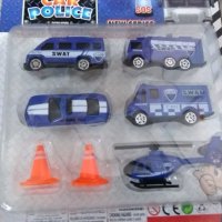 детски играчки полицейски коли на картон , снимка 1 - Други - 44115440