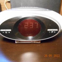 Medion MD 82668 radioclock 2 alarm lamp, снимка 1 - Други - 36949571