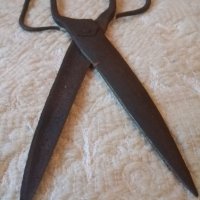 Много стара ножица, снимка 1 - Антикварни и старинни предмети - 43306697