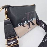 Чанта Calvin Klein , снимка 3 - Чанти - 44847556