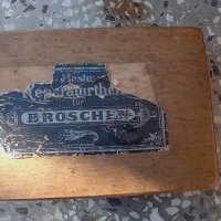 Стари игли за брошки с кутия,1890г,немски, снимка 1 - Антикварни и старинни предмети - 43909518