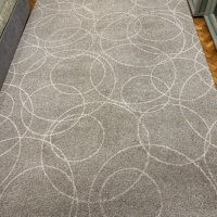 Продавам мокетен килим, снимка 1 - Килими - 39393563