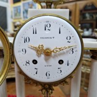 Красив антикварен френски каминен часовник , снимка 2 - Антикварни и старинни предмети - 43272311