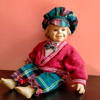 Характерна испанска кукла Arias 38 см, снимка 1 - Колекции - 40566031