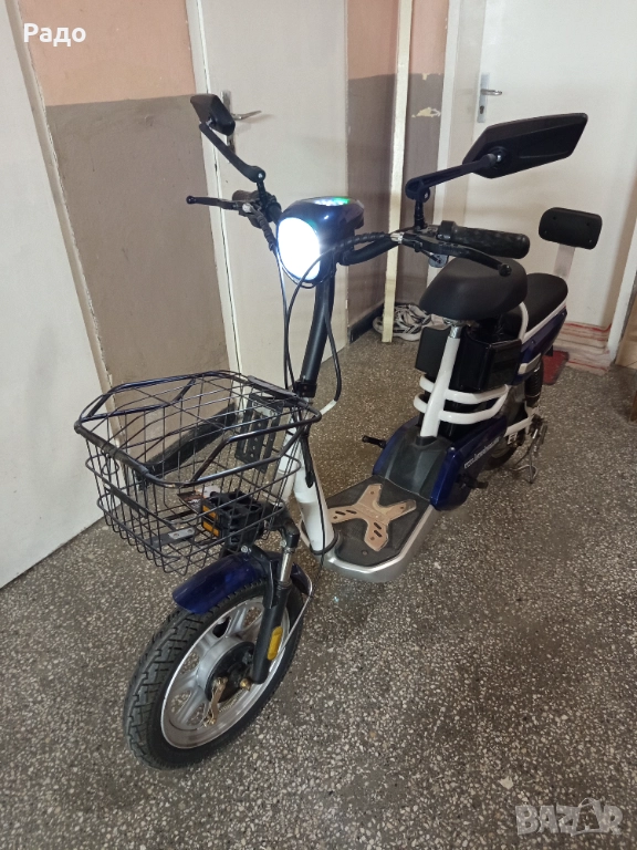 Електрически скутер с подаръци , снимка 1