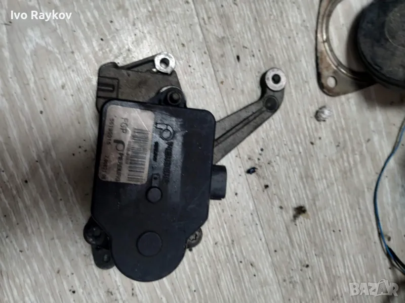 Моторче вихрови клапи 55199915 за OPEL ASTRA H (L48-A04) Facelift 1.9 CDTI, снимка 1