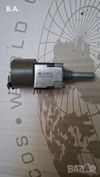 Моторизиран потенциометър, снимка 1