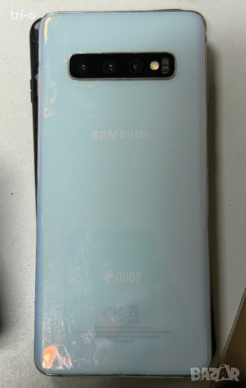 Samsung Galaxy S10 - за части счупен дисплей, снимка 1