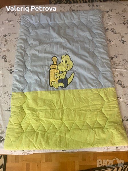 Олекотена завивка за бебешко креватче, снимка 1