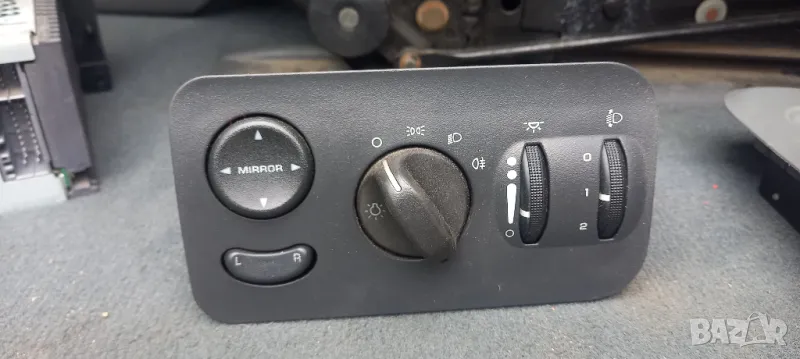 Ключ за фарове Chrysler Voyager IV, снимка 1