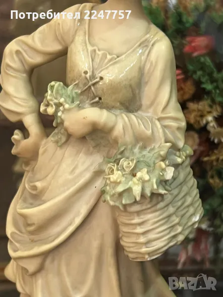 Статуетка порцелан Armani, снимка 1