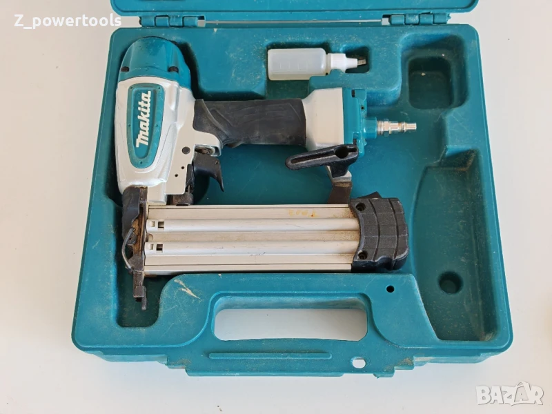 Makita пневматичен тракер за гвоздеи 8.9 bar, тип 18GA, 15-50 мм AF506, снимка 1