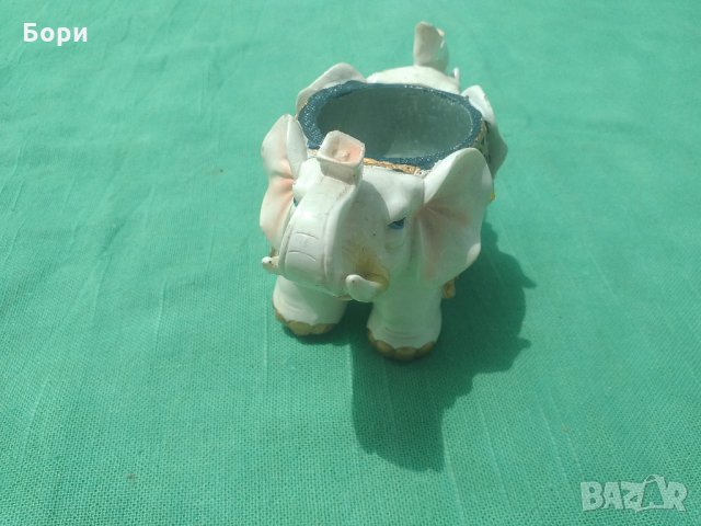 Порцеланов слон поставка,сувенир, снимка 4 - Декорация за дома - 33292776