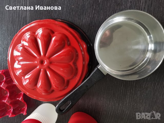 Ренде и форма за кекс, снимка 3 - Аксесоари за кухня - 43056042