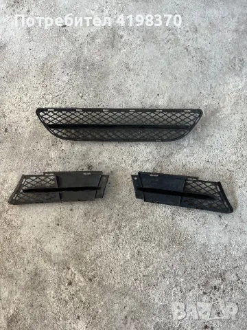 Решетка броня БМВ Е90 91 BMW, снимка 2 - Части - 47449589