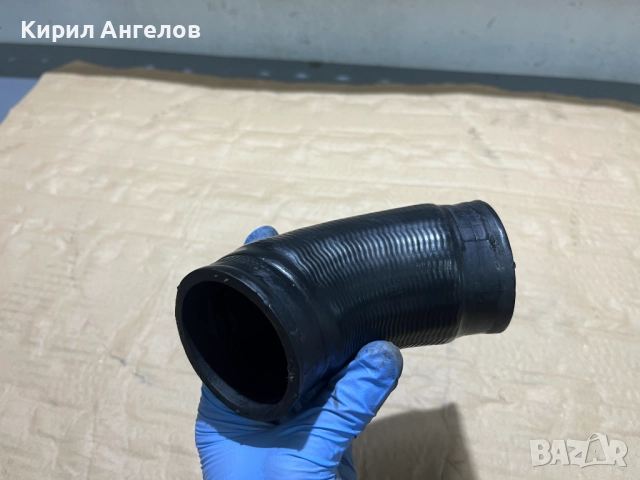 Левия маркуч към кулера за BMW E46 320D (136 к.с.), снимка 2 - Части - 52569205