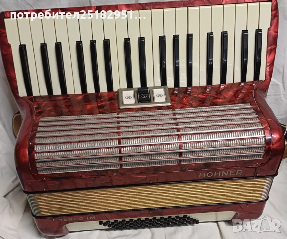 Акордеон Хонер 60баса , снимка 1