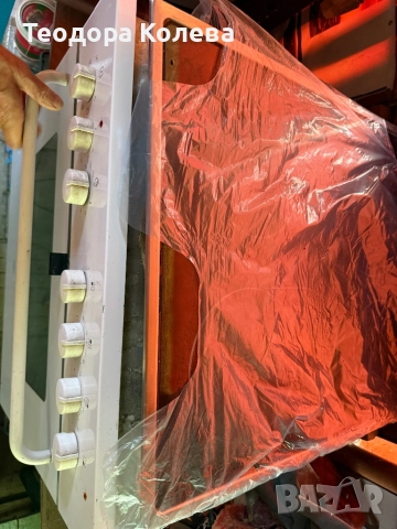 Фурна за вграждане Whirlpool с котлони и абсорбатор, снимка 4 - Печки, фурни - 52164080