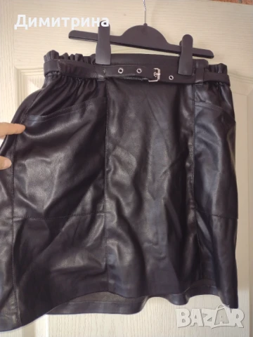 Кожена пола с джобчета