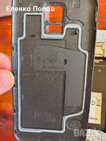 2 телефона работещи за колекции общо 20евро