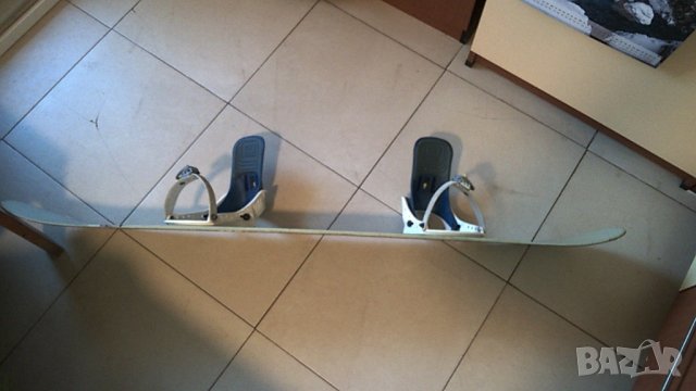 Сноуборд Burton-ръчна израбтка-Австрия с автомати Freestyle, снимка 5 - Зимни спортове - 43427404