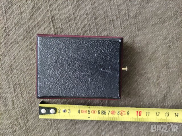 Продавам 2 кутиики за медали , значки..., снимка 2 - Други ценни предмети - 32729696