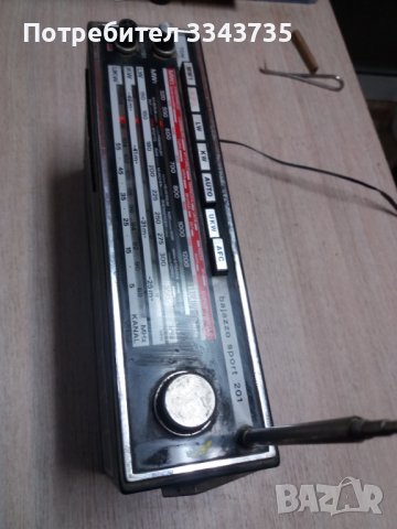 Продавам ретро работещо радио TELEFYNKENKEN BAJAZZO SPORT, снимка 5 - Радиокасетофони, транзистори - 38883533
