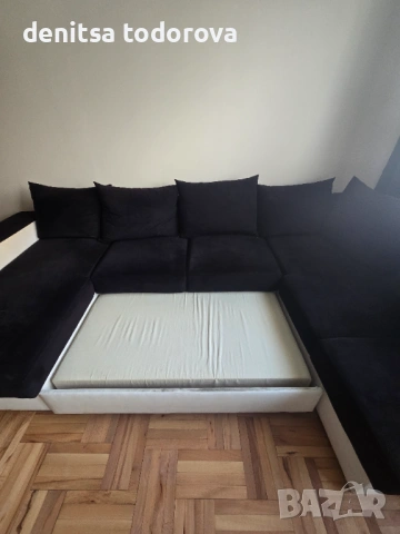 Диван черно и бяло , снимка 2 - Дивани и мека мебел - 53500011