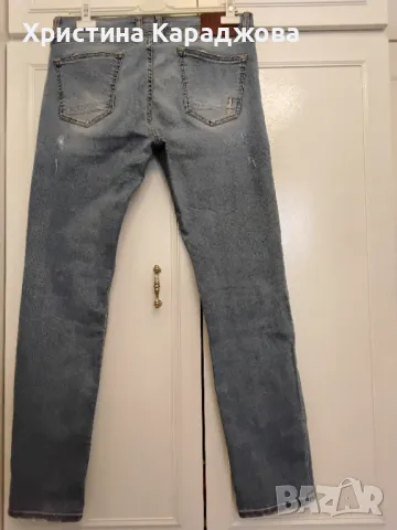 Италиански дънки Reign, снимка 2 - Дънки - 47269796